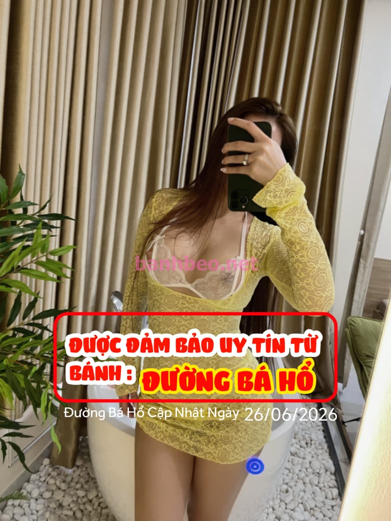 HOT VIP⭐ MINH CHÂU VÚ BỤ MÔNG TO MỘNG NƯỚC