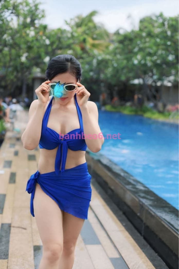 Diệu Nhi_ Gái xinh chiều khách, làm tình cực phê